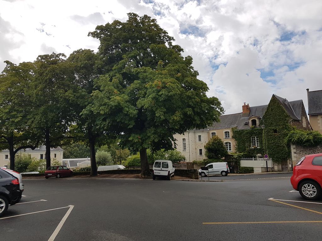 Le Petit Logis De Tinteniac Angers Exterior photo